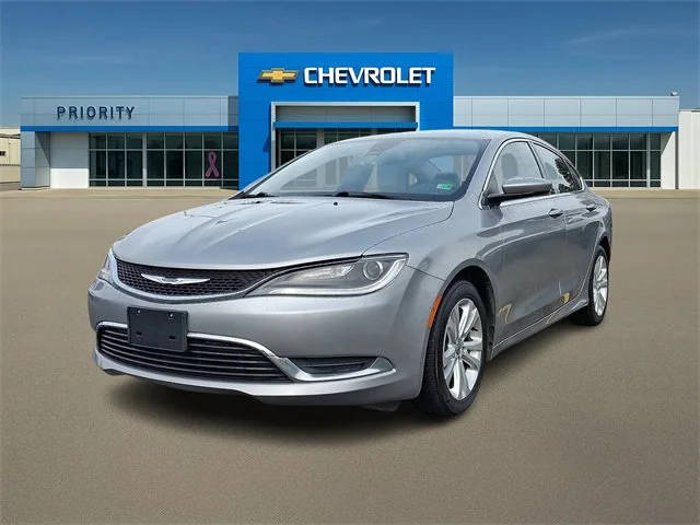 2016 Chrysler 200 Limited FWD photo