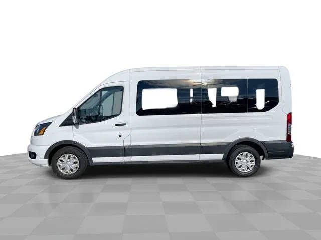 2023 Ford Transit Passenger Wagon XL RWD photo