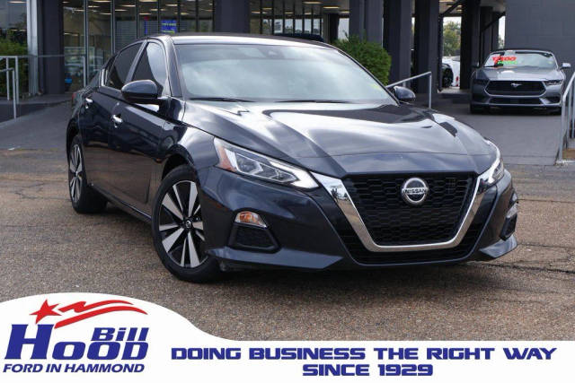 2022 Nissan Altima 2.5 SV FWD photo