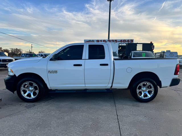 2017 Ram 1500 Tradesman 4WD photo