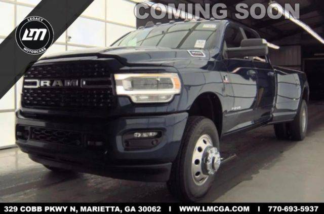 2022 Ram 3500 Big Horn 4WD photo