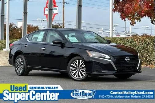 2023 Nissan Altima 2.5 SV AWD photo