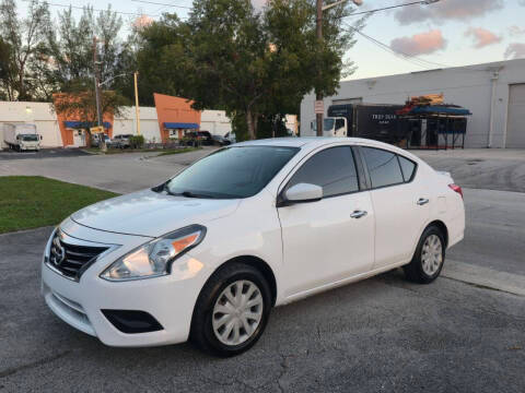 2019 Nissan Versa SV FWD photo