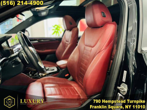 2023 BMW X4 xDrive30i AWD photo