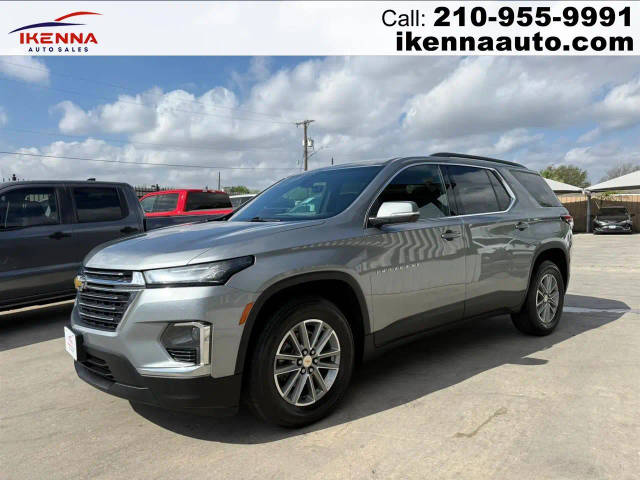 2023 Chevrolet Traverse LT Cloth FWD photo