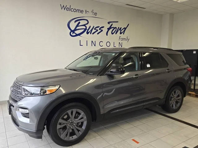 2023 Ford Explorer XLT 4WD photo