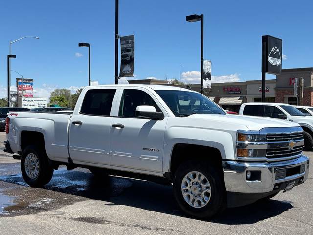 2018 Chevrolet Silverado 2500HD LT 4WD photo