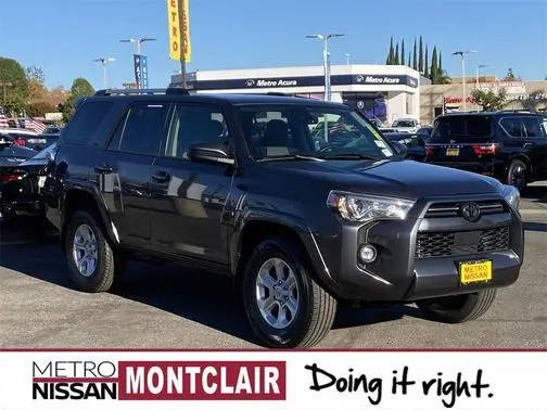 2023 Toyota 4Runner SR5 RWD photo