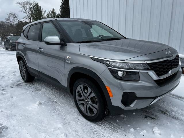 2023 Kia Seltos LX AWD photo