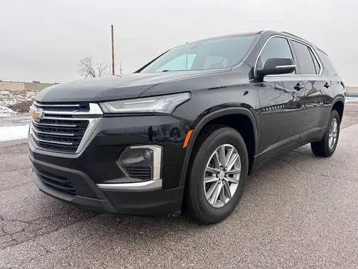 2023 Chevrolet Traverse LT Cloth AWD photo