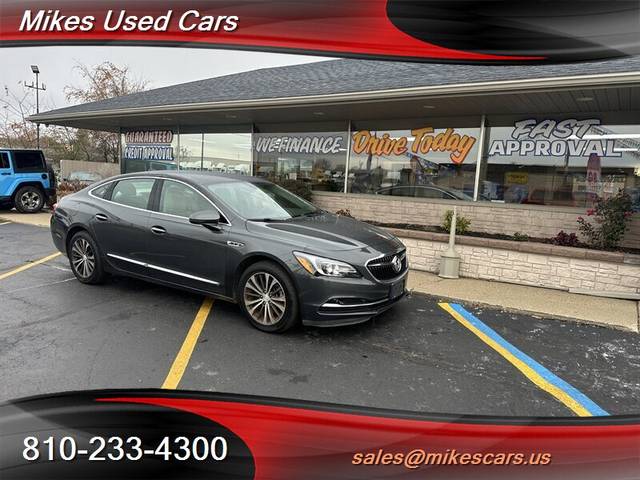 2017 Buick LaCrosse Essence FWD photo