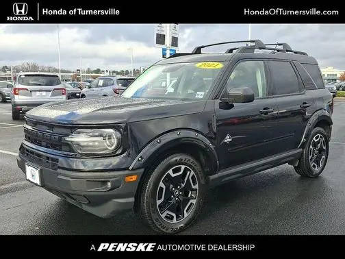 2021 Ford Bronco Sport Outer Banks 4WD photo