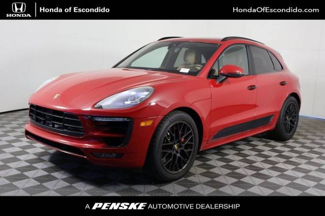 2017 Porsche Macan GTS AWD photo