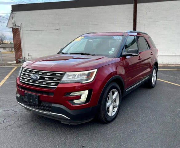 2016 Ford Explorer XLT 4WD photo