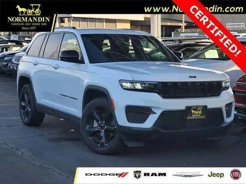 2023 Jeep Grand Cherokee Altitude RWD photo