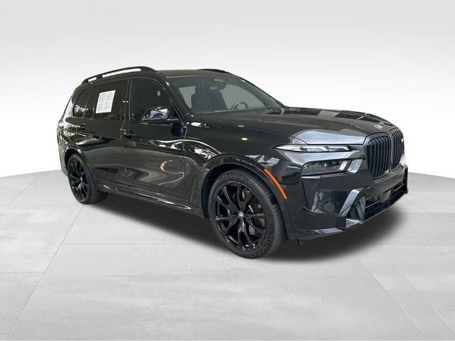 2023 BMW X7 M60i AWD photo