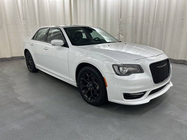 2023 Chrysler 300 Touring L AWD photo
