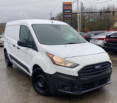 2022 Ford  XL FWD photo