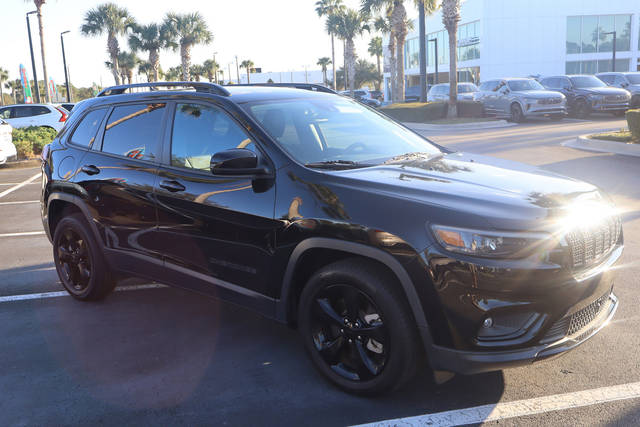 2021 Jeep Cherokee Altitude FWD photo