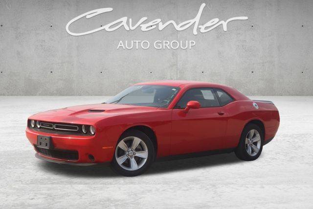 2023 Dodge Challenger SXT RWD photo