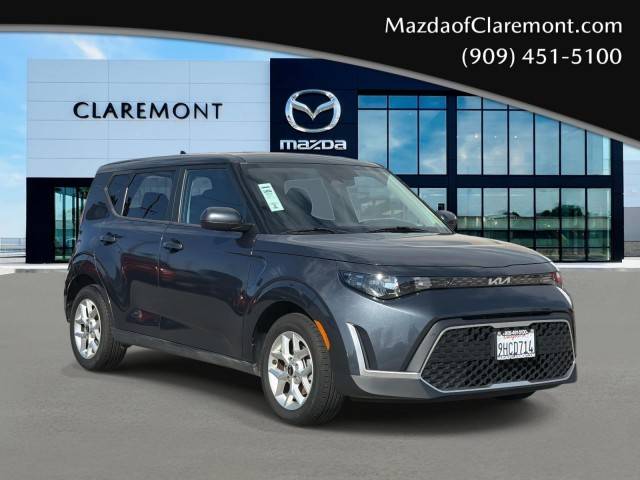 2023 Kia Soul LX FWD photo