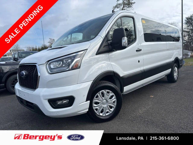 2023 Ford Transit Passenger Wagon XLT RWD photo