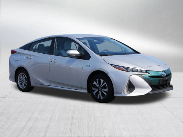 2017 Toyota Prius Prime Plus FWD photo