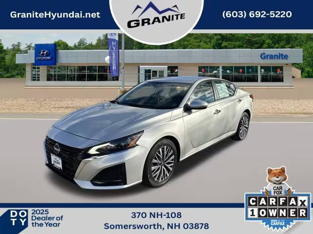 2023 Nissan Altima 2.5 SV FWD photo