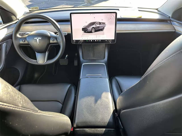 2022 Tesla Model Y Long Range AWD photo