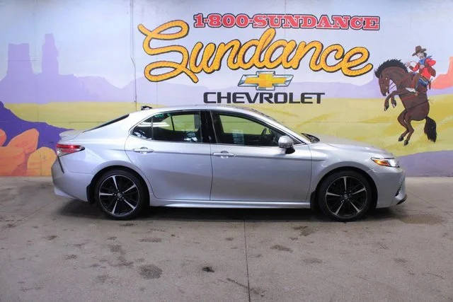 2018 Toyota Camry XSE FWD photo