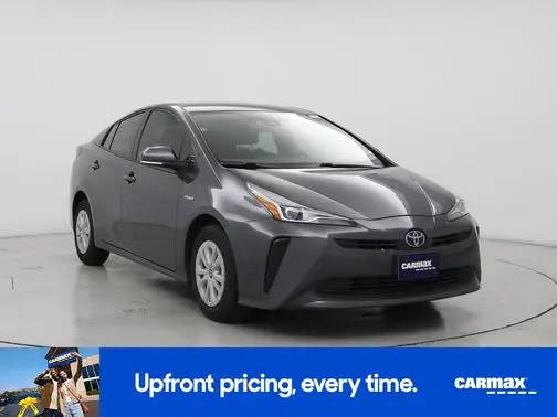 2022 Toyota Prius L Eco FWD photo