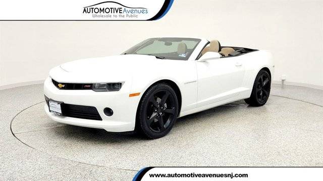 2015 Chevrolet Camaro LT RWD photo