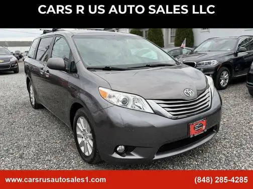 2016 Toyota Sienna XLE Premium AWD photo