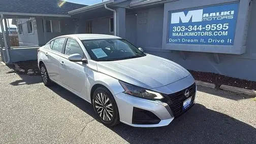 2023 Nissan Altima 2.5 SV AWD photo