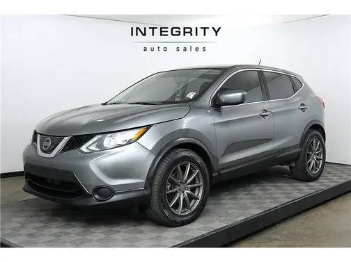 2018 Nissan Rogue Sport S FWD photo