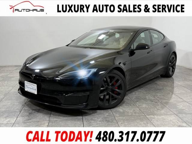 2023 Tesla Model S Plaid AWD photo