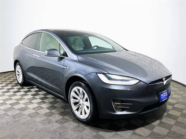 2020 Tesla Model X Long Range AWD photo