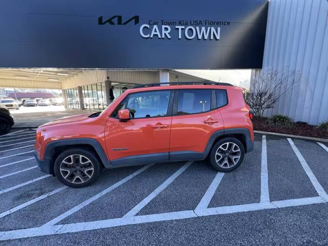 2015 Jeep Renegade Latitude FWD photo