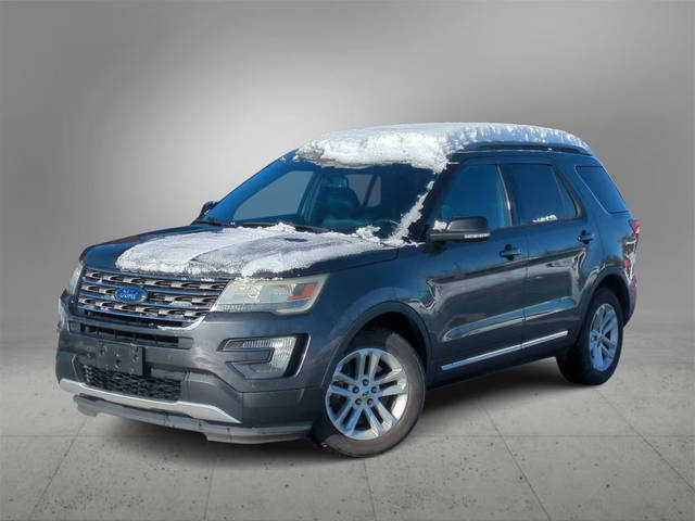 2016 Ford Explorer XLT FWD photo