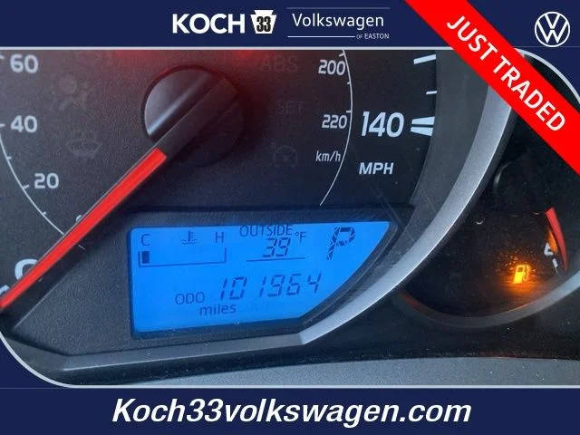 2016 Toyota RAV4 LE AWD photo