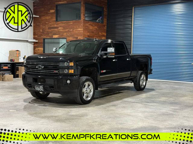 2016 Chevrolet Silverado 2500HD LTZ 4WD photo