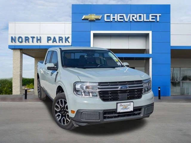 2022 Ford Maverick LARIAT FWD photo