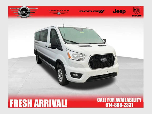 2022 Ford Transit Passenger Wagon XLT RWD photo