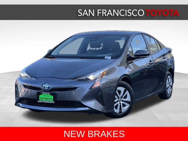 2016 Toyota Prius Four FWD photo