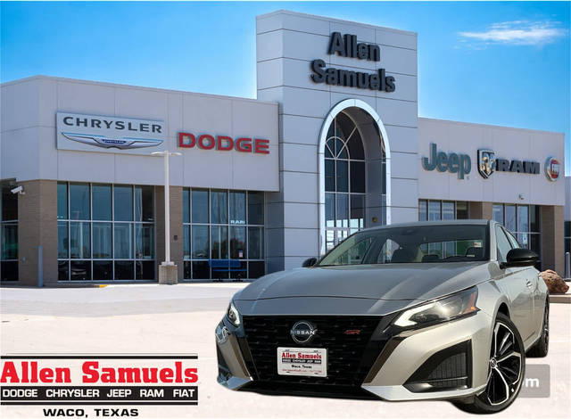 2023 Nissan Altima 2.5 SR FWD photo