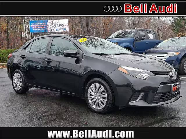 2016 Toyota Corolla  FWD photo