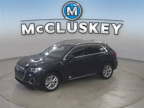 2023 Audi Q3 S line Premium AWD photo