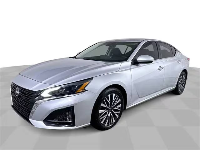 2023 Nissan Altima 2.5 SV FWD photo