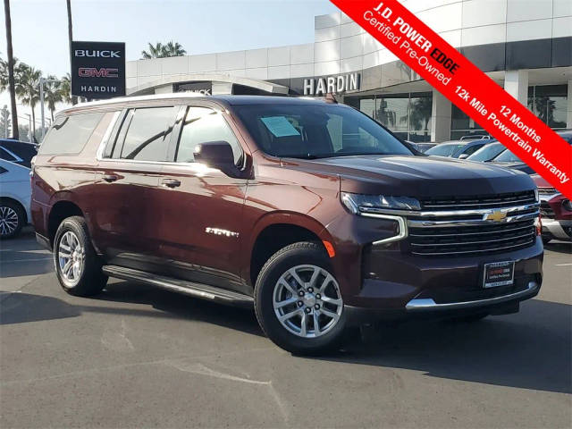 2023 Chevrolet Suburban LT 4WD photo