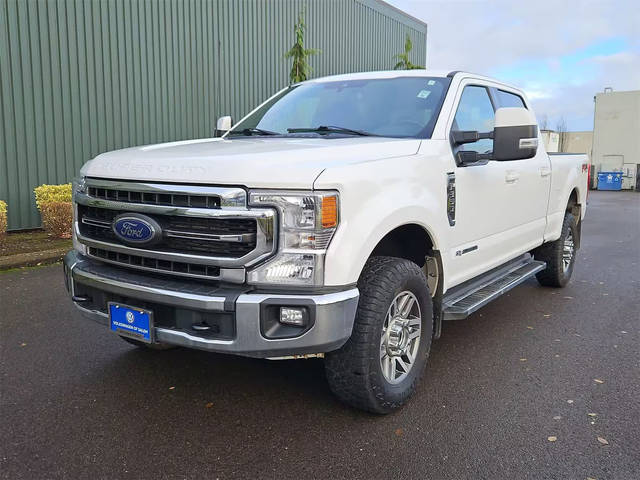 2022 Ford F-350 Super Duty LARIAT 4WD photo